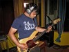 Fell Far Behind at Kingsize Soundlabs 2007: Sean shows you how to play 'Maneater'